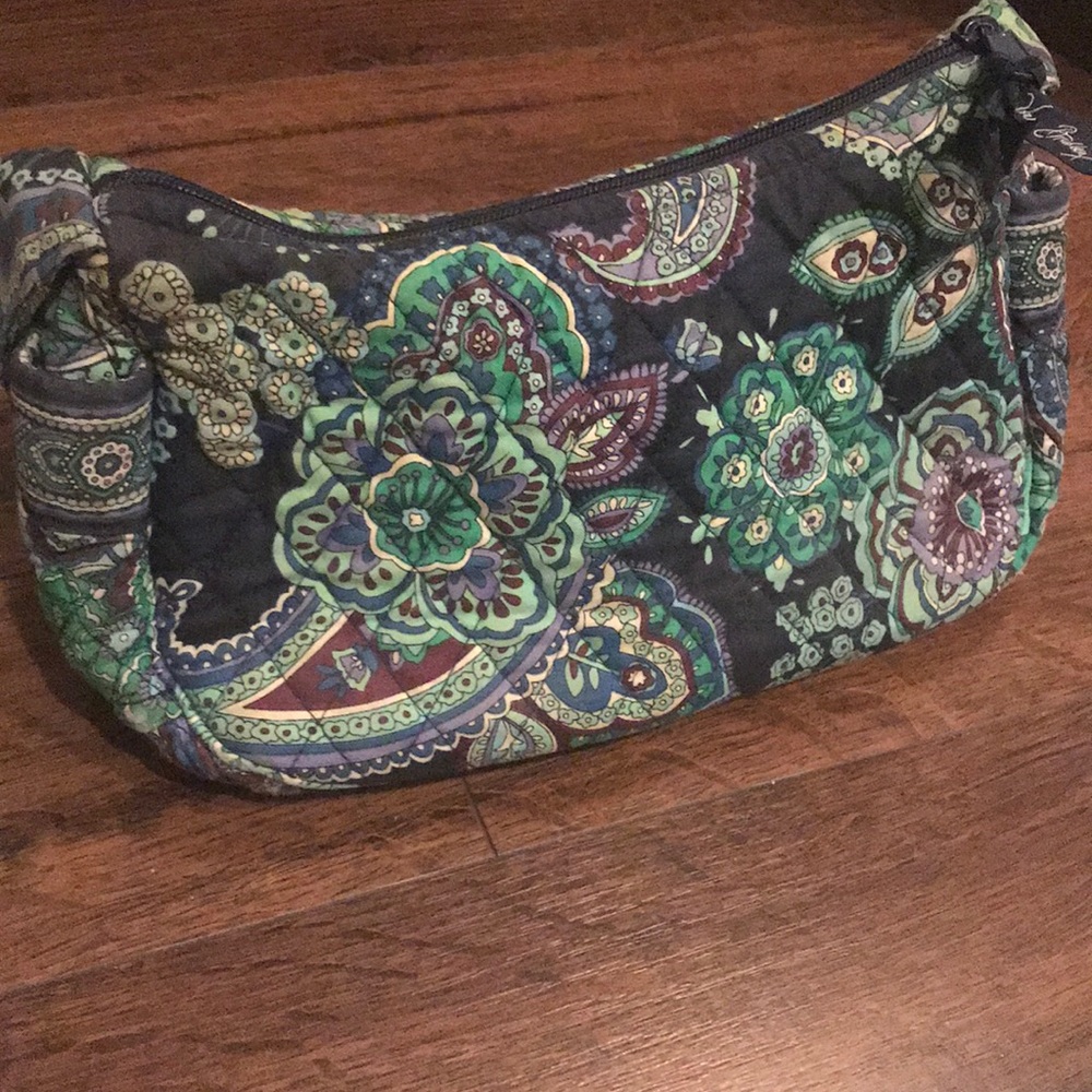 💯% authentic Vera Bradley shoulder bag